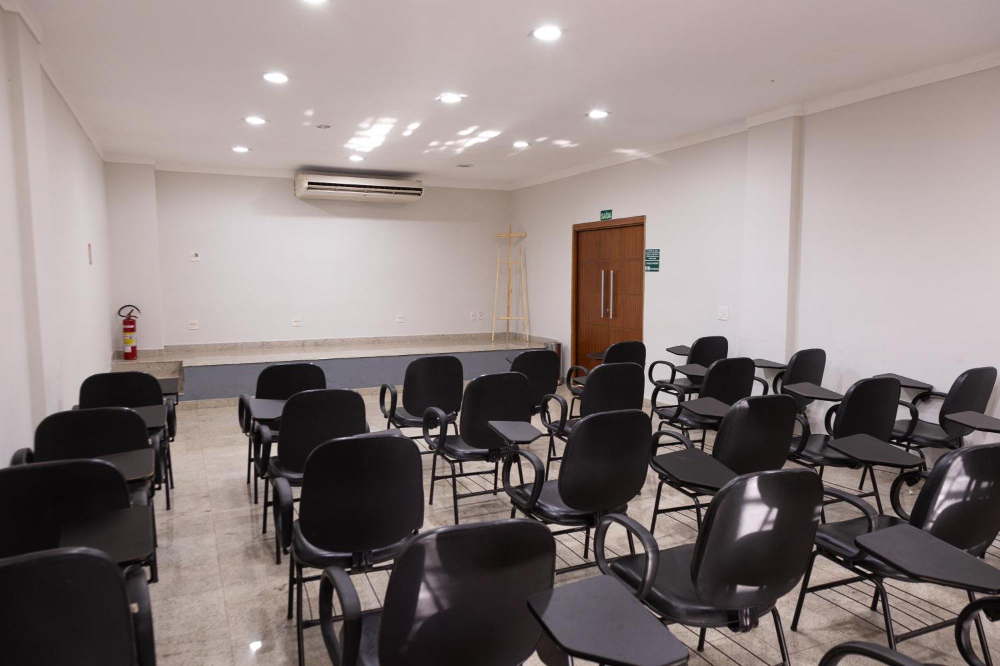 Bombonato Hotel - Facil Acesso Ao Aeroporto E Parque De Exposicoes Abcz ウベラバ エクステリア 写真