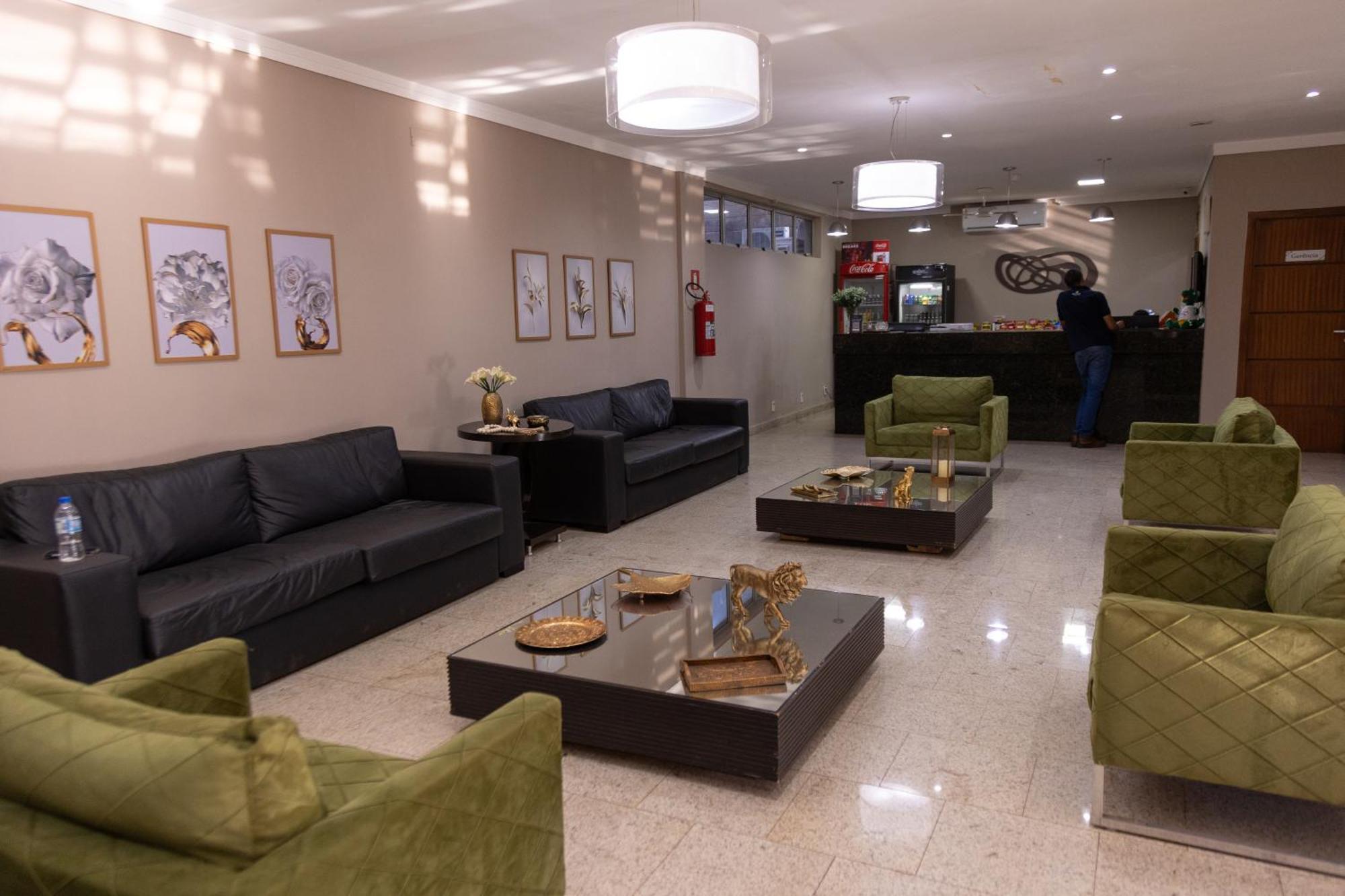 Bombonato Hotel - Facil Acesso Ao Aeroporto E Parque De Exposicoes Abcz ウベラバ エクステリア 写真