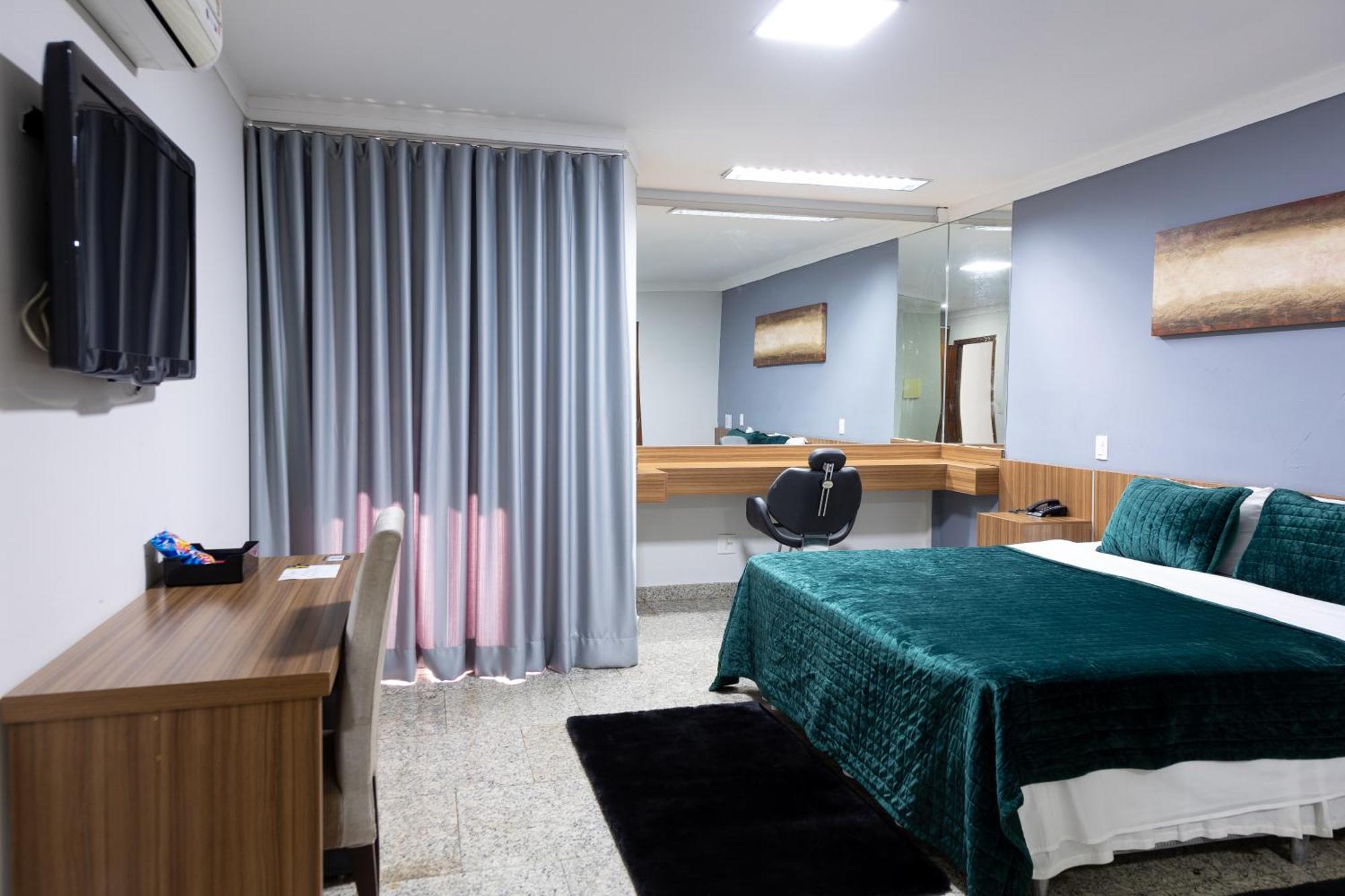 Bombonato Hotel - Facil Acesso Ao Aeroporto E Parque De Exposicoes Abcz ウベラバ エクステリア 写真